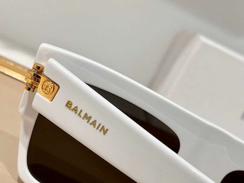 Picture of Balmain Sunglasses _SKUfw44936769fw